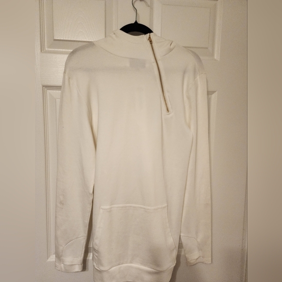 NWT Lily and Lottie XL cream cream with gold zipper and thumb holes hoodie - Picture 3 of 5